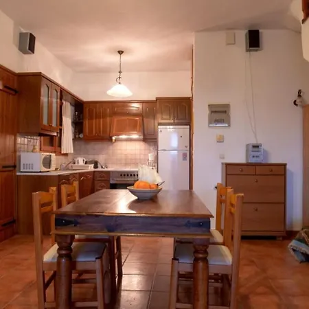 Eftrapelia Village Houses